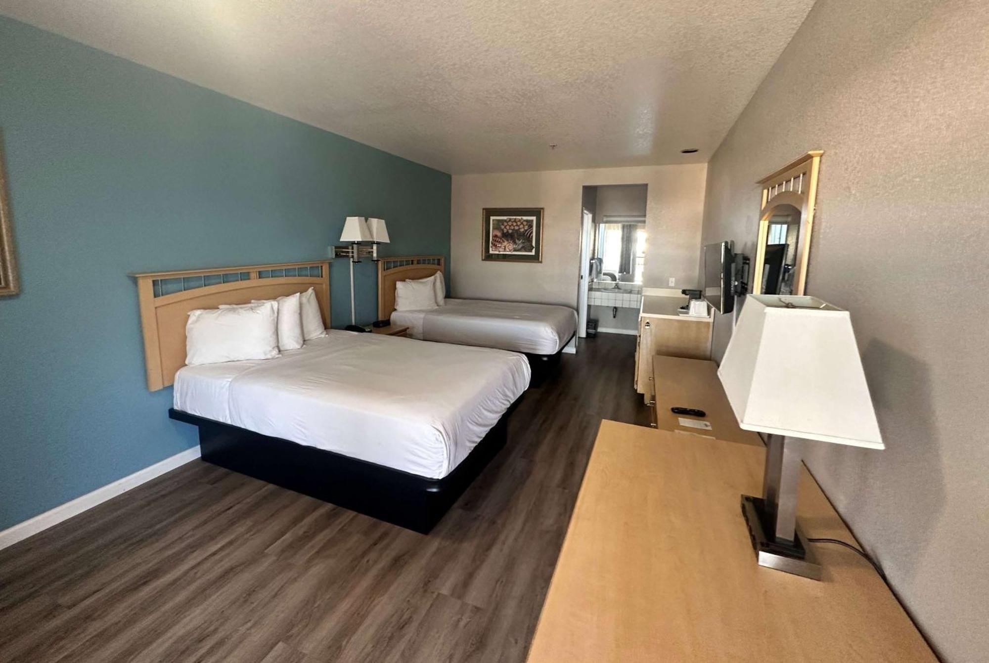 Days By Wyndham Rocklin/sacramento Hotel 2*